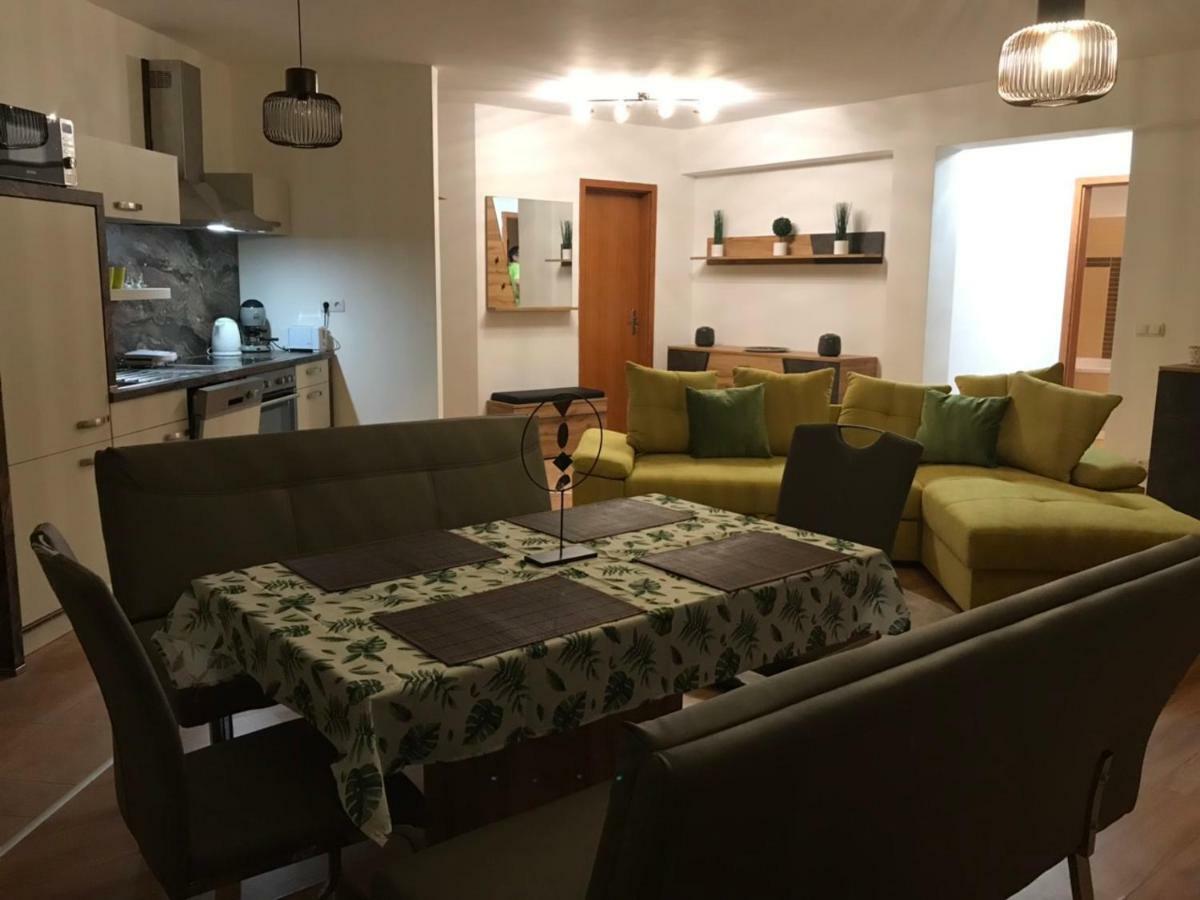 Appartement Diamond House à Hajdúszoboszló Extérieur photo