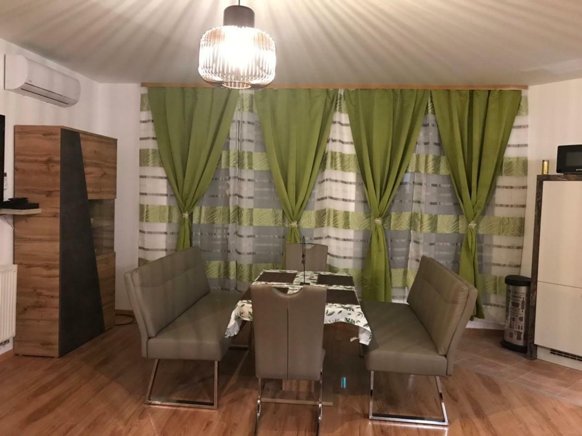 Appartement Diamond House à Hajdúszoboszló Extérieur photo